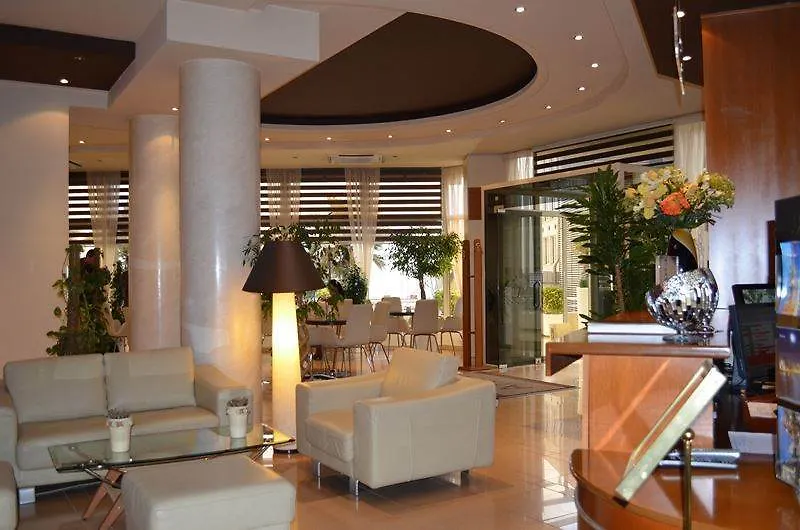 Hotel Arvi Durrës 4*,